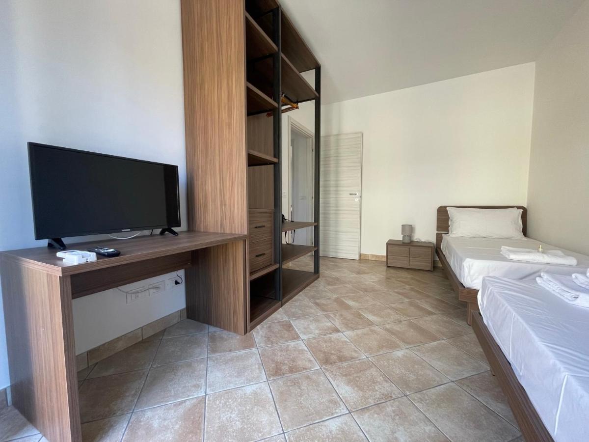 Maison De Cheeramie - Tourist Apartments Tra Mare E Etna Маскали Экстерьер фото