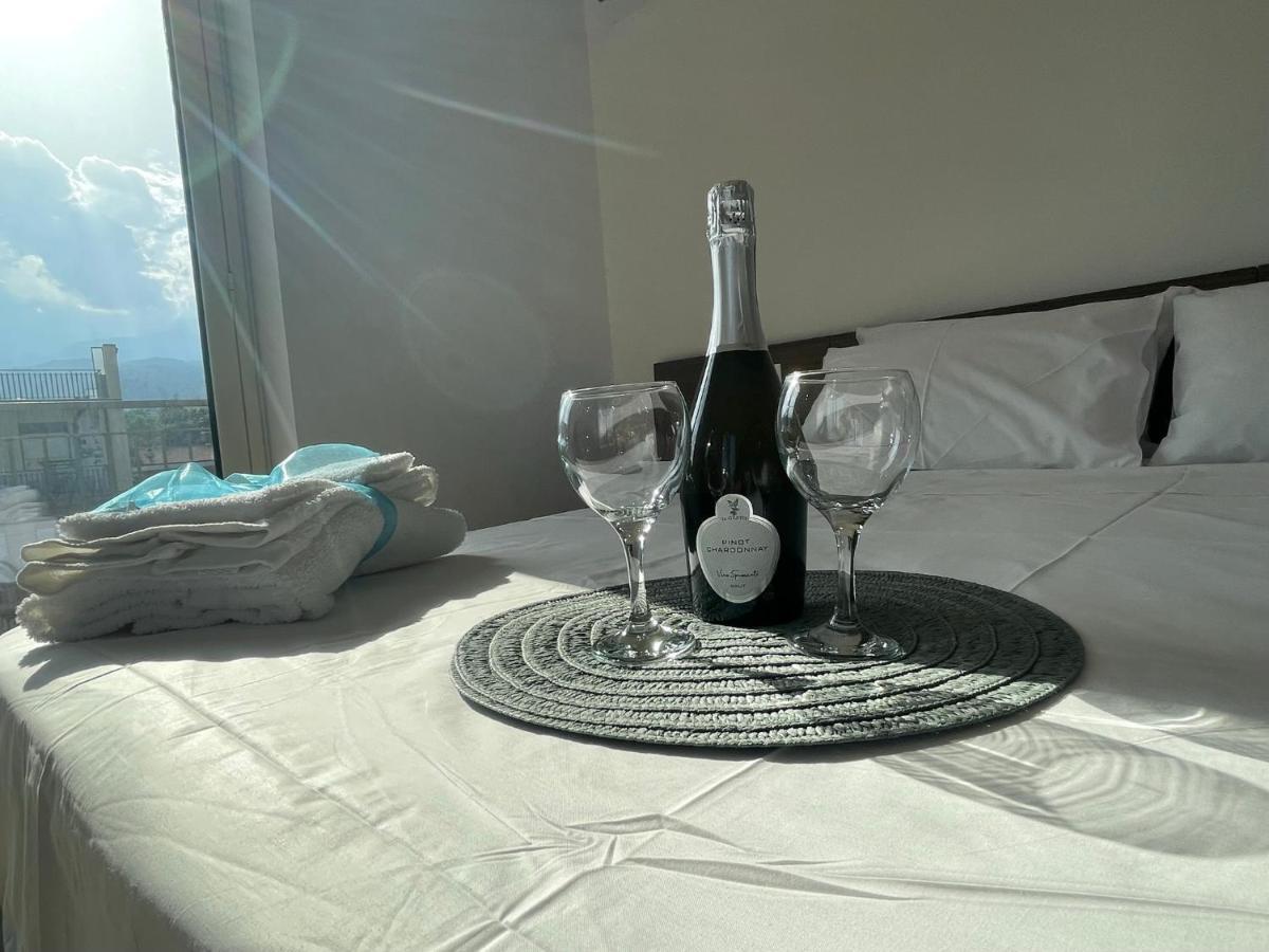 Maison De Cheeramie - Tourist Apartments Tra Mare E Etna Маскали Экстерьер фото