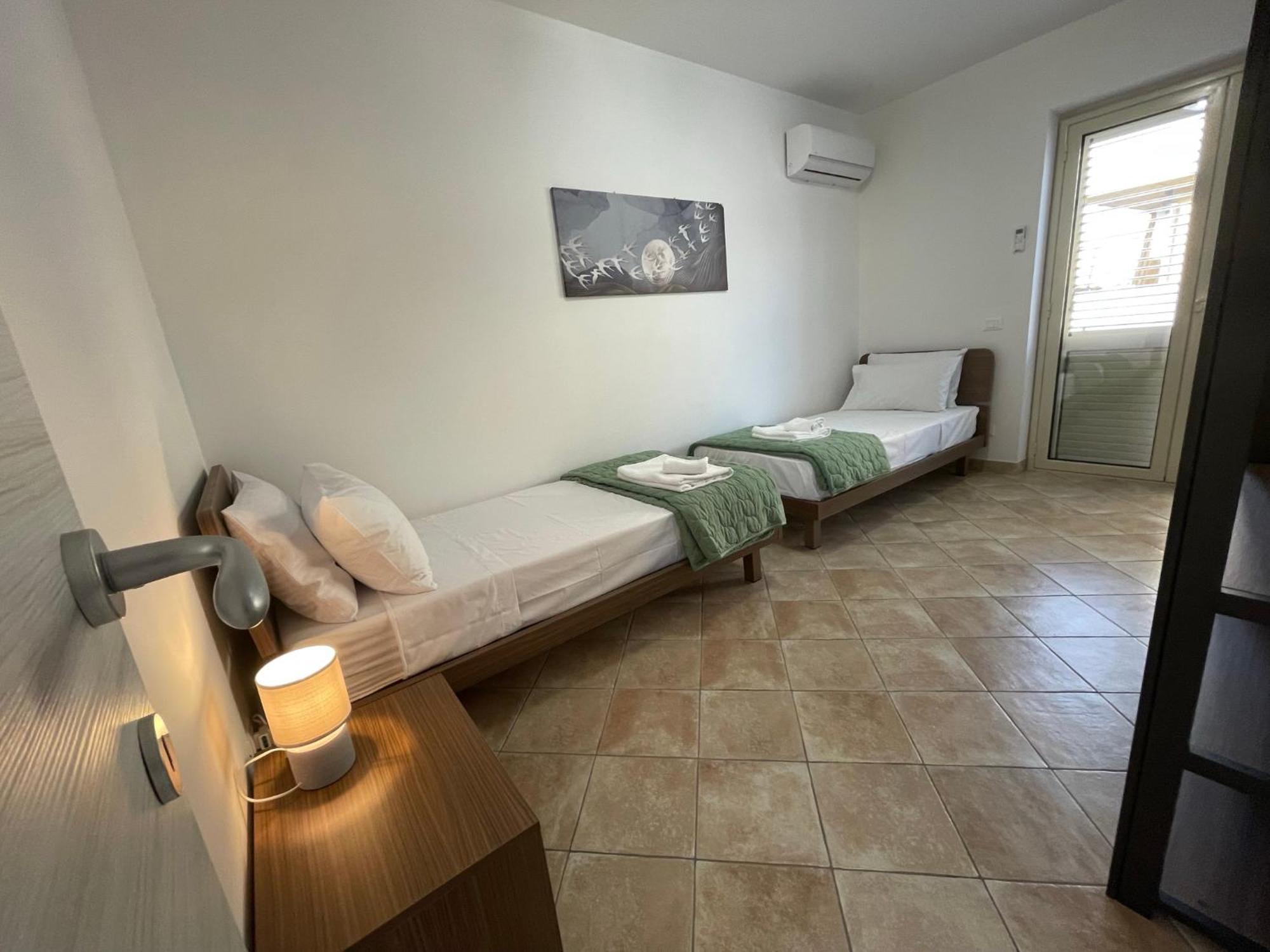 Maison De Cheeramie - Tourist Apartments Tra Mare E Etna Маскали Экстерьер фото